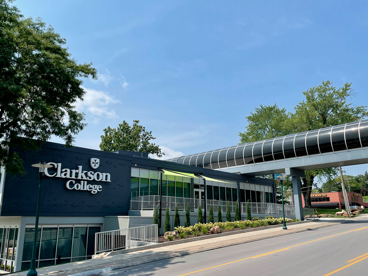 outside the Clarkson College building facing the Commons